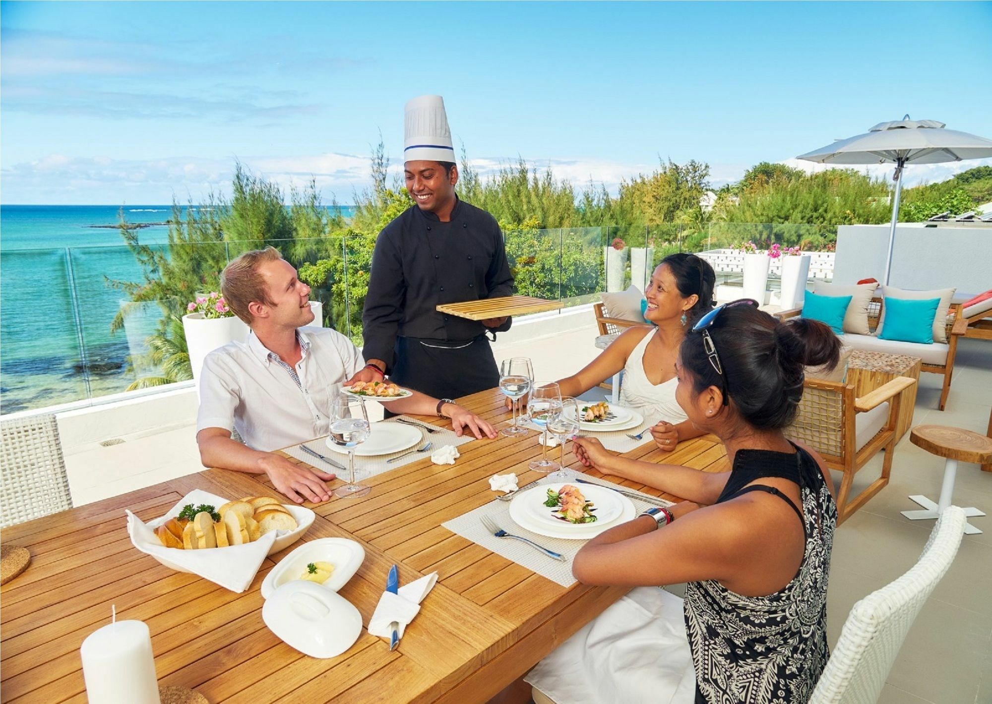 Myra Seafront Suites With Lov كاب مالهيريوكْسْ المظهر الخارجي الصورة
